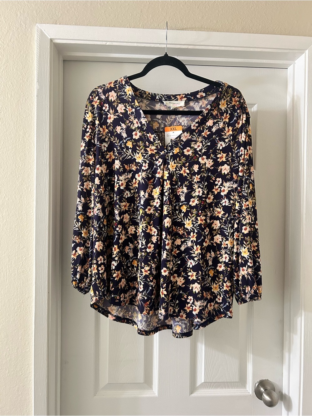 Vince Camuto Navy Floral Button-Front Blouse